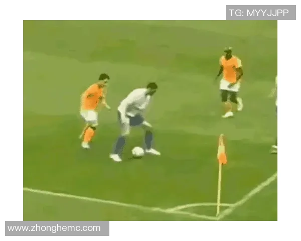 足球明星们的苦笑瞬间合集展现了他们背后的辛酸与坚持